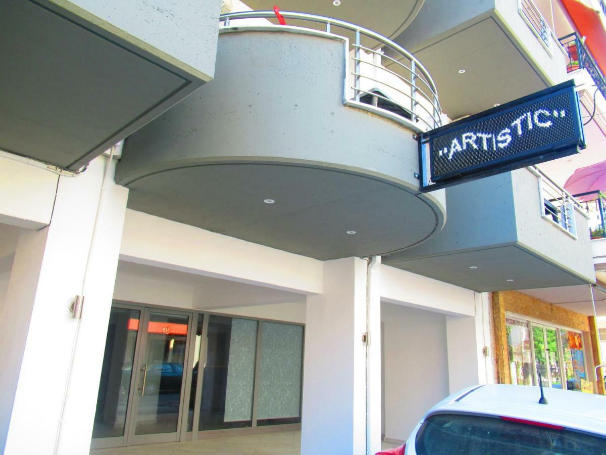 Artistic Rent Rooms & Apartments Nea Kallikrateia Exteriör bild